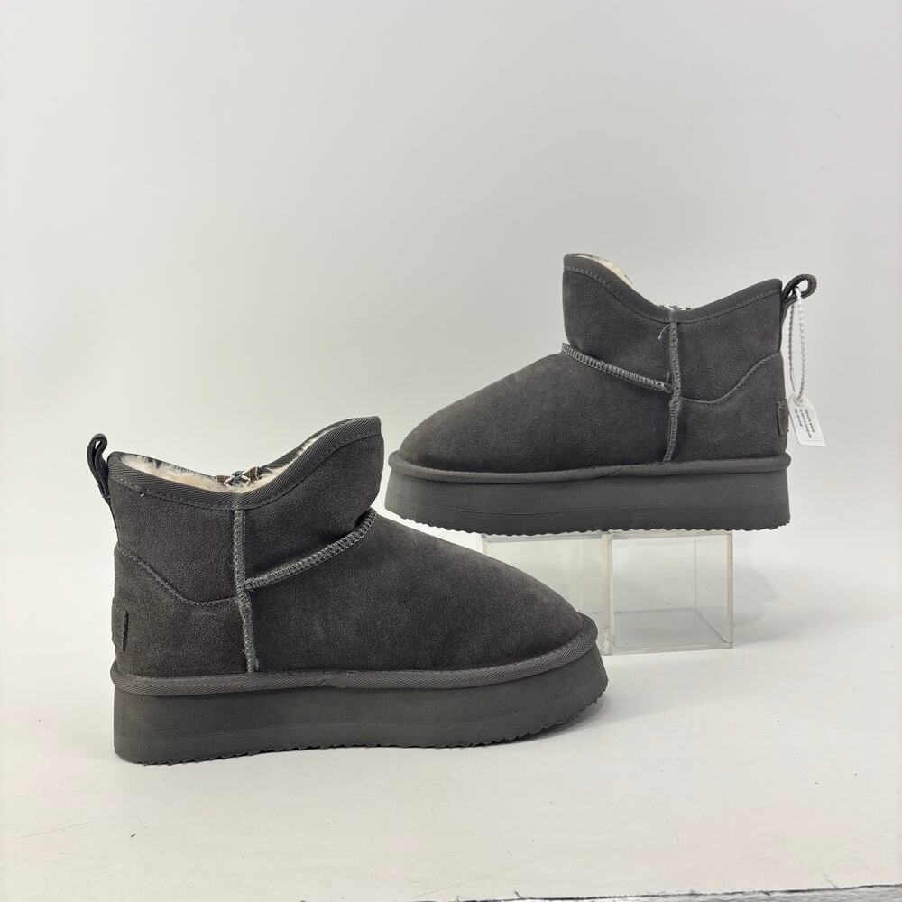 Women’s Suede Booties Size 7 Gray Genuine Leather Winter Comfort - Picture 9 of 12